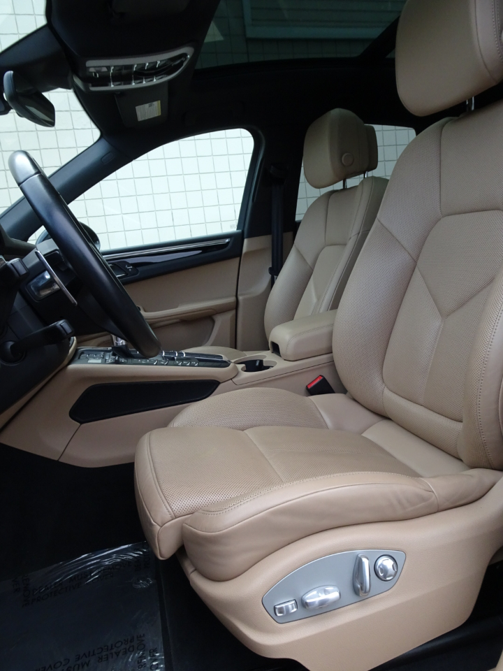 Porsche Macan AWD 2021