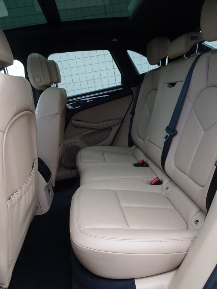 Porsche Macan AWD 2021