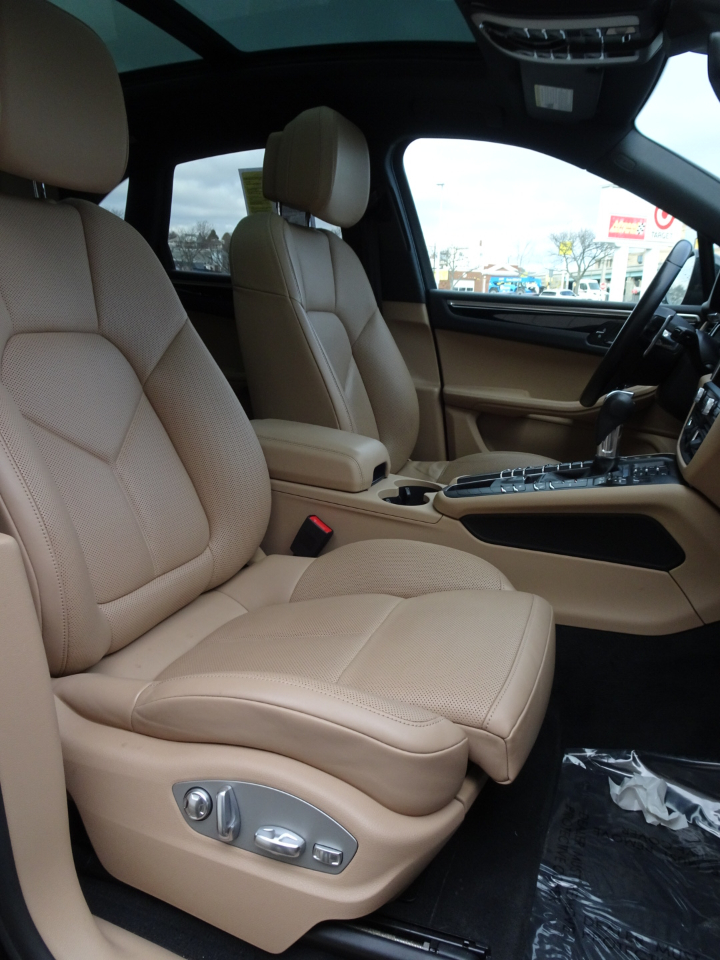 Porsche Macan AWD 2021