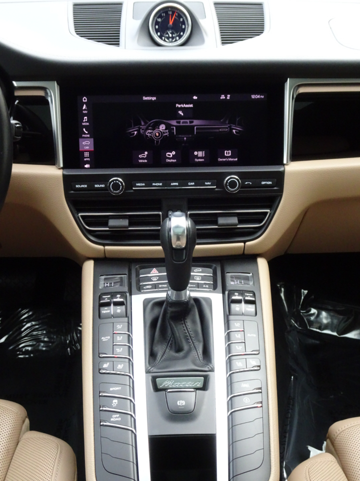 Porsche Macan AWD 2021