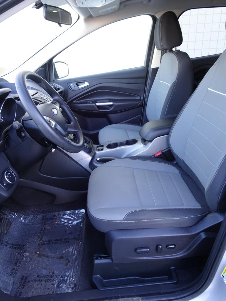 Ford Escape 4WD 4dr SE 2015