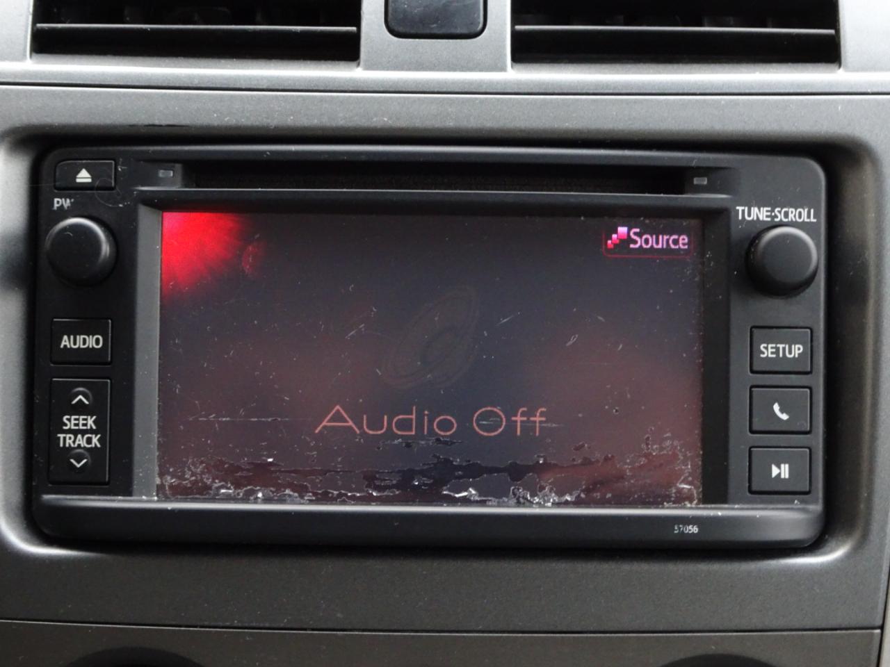 Toyota Corolla 4dr Sdn Auto LE Special Edition (Natl) 2013