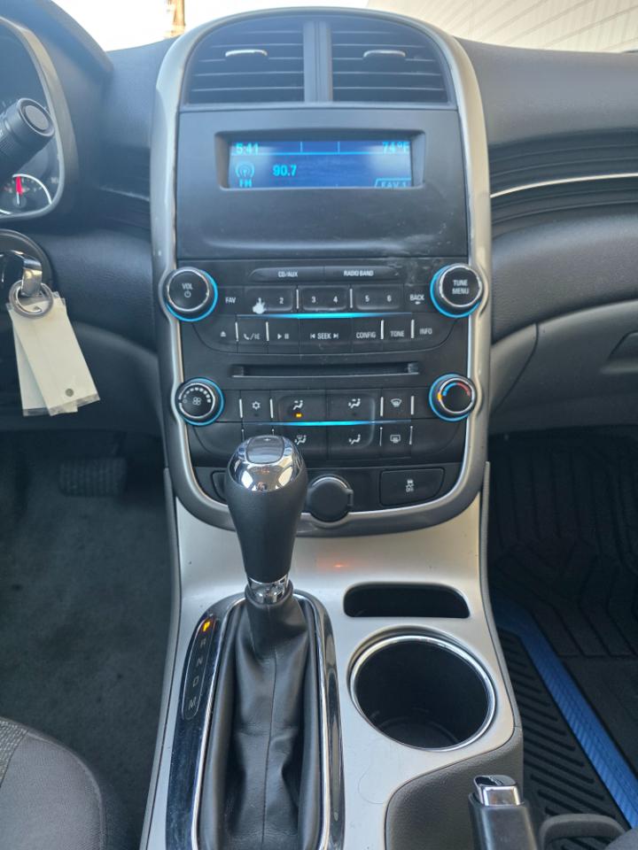 Chevrolet Malibu 4dr Sdn LS w/1FL 2014