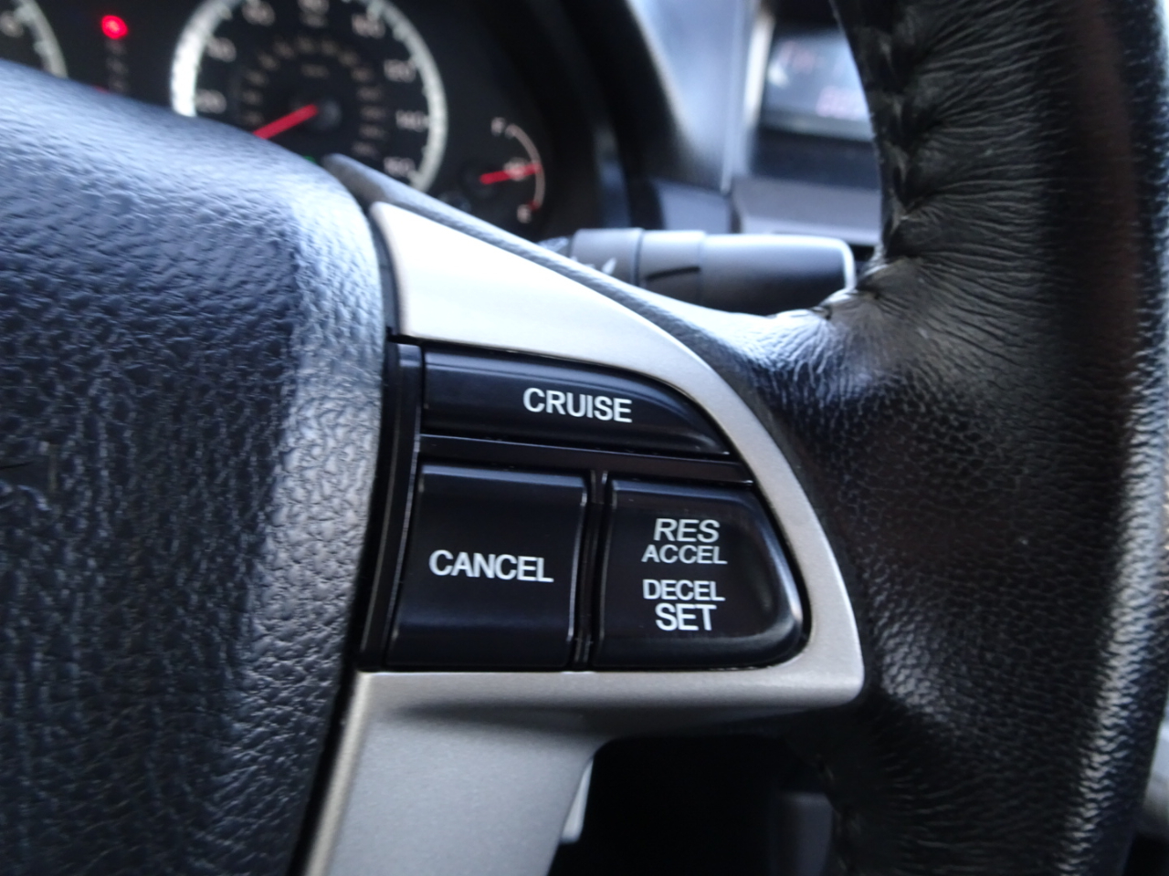 Honda Accord Sdn 4dr I4 Auto SE 2011