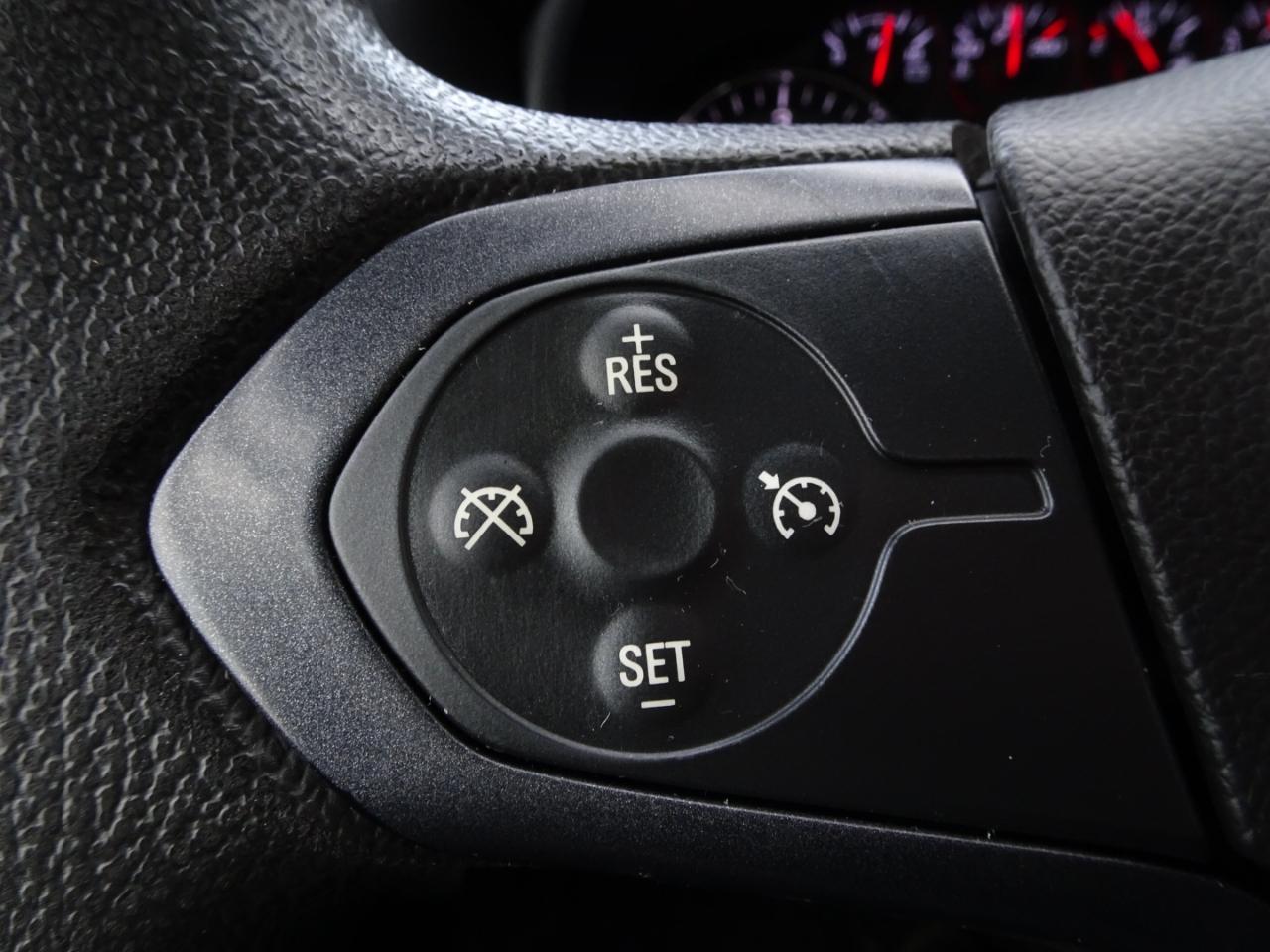 Chevrolet Silverado 2500HD 4WD Reg Cab 133.6" Work Truck 2016