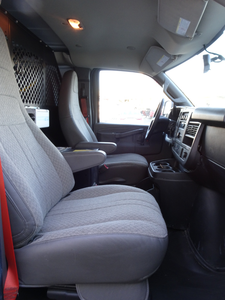 Chevrolet Express Cargo Van RWD 2500 135" 2018