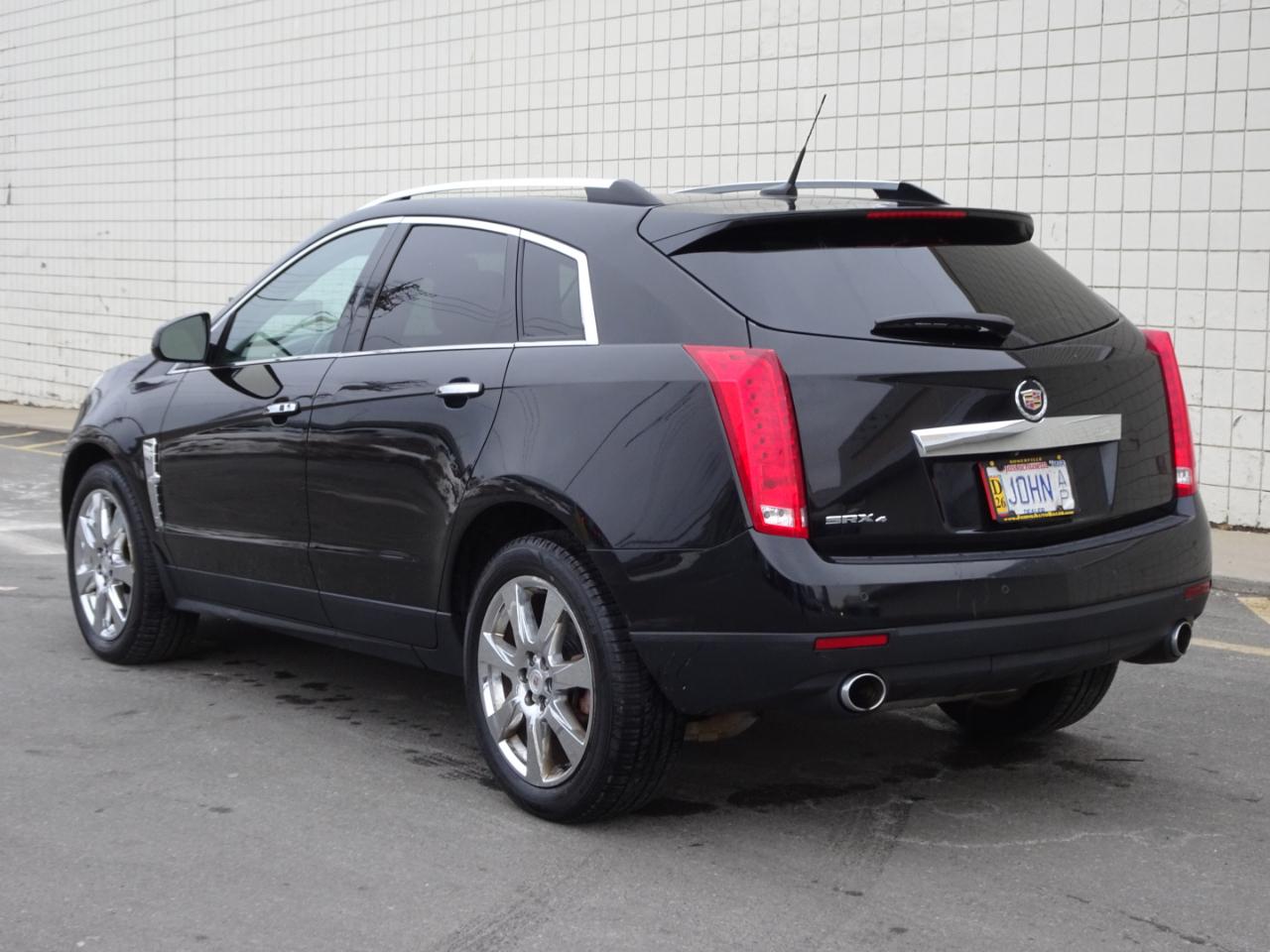 Cadillac SRX AWD 4dr Performance Collection 2011
