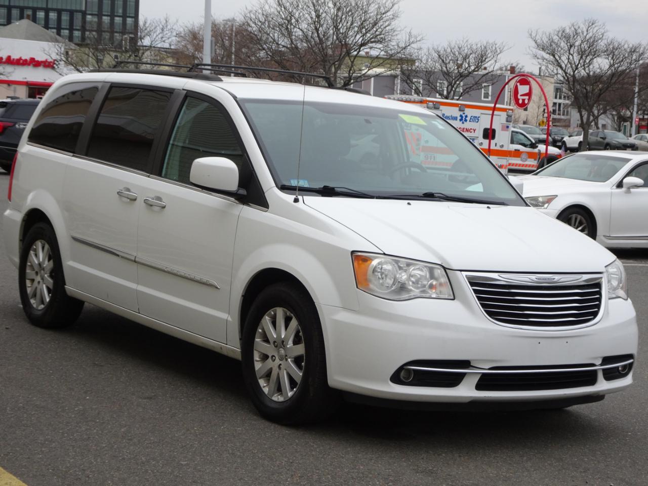 Chrysler Town & Country 4dr Wgn Touring 2016