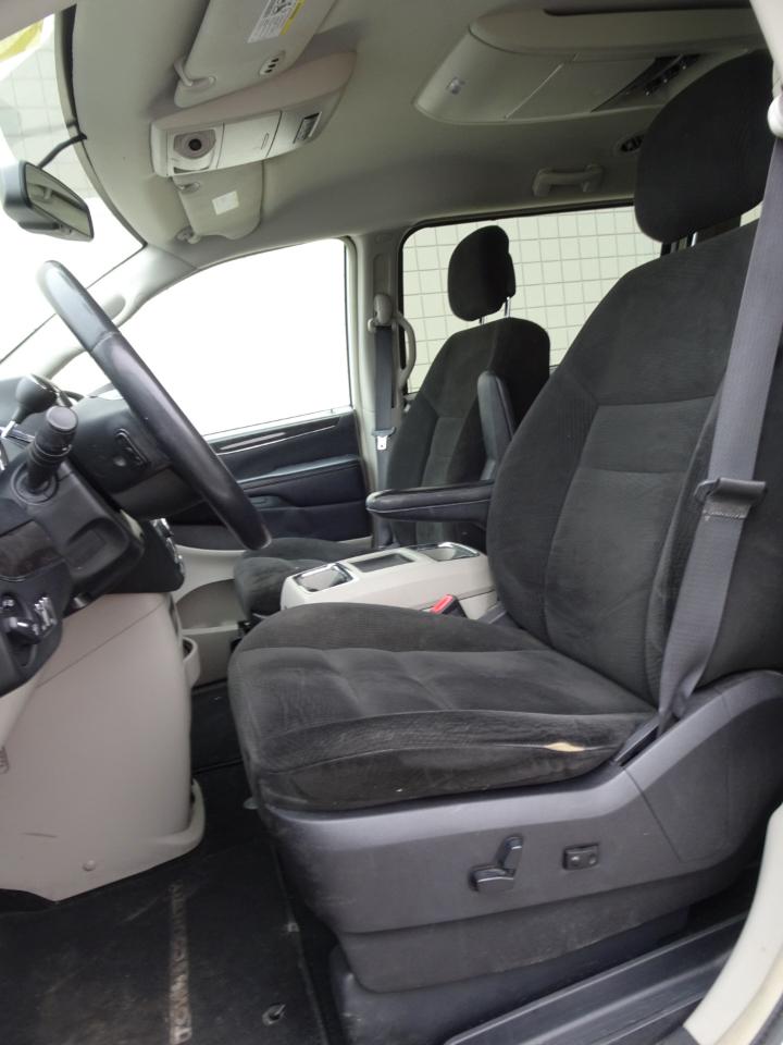 Chrysler Town & Country 4dr Wgn Touring 2016