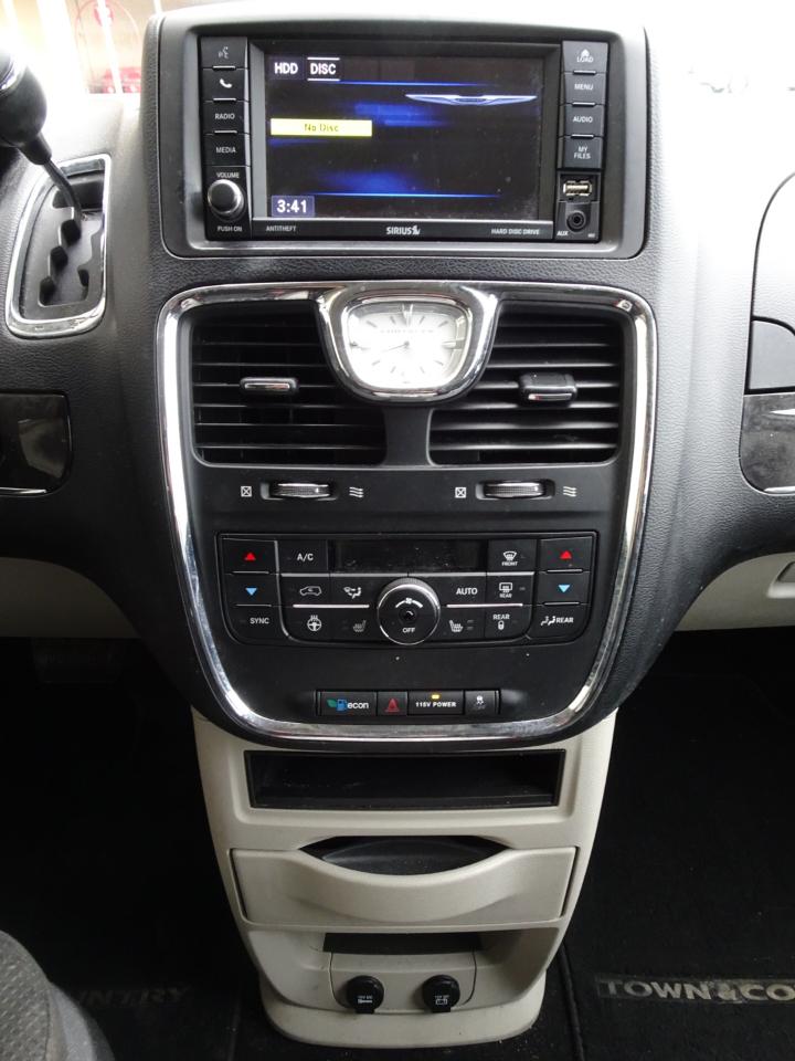 Chrysler Town & Country 4dr Wgn Touring 2016