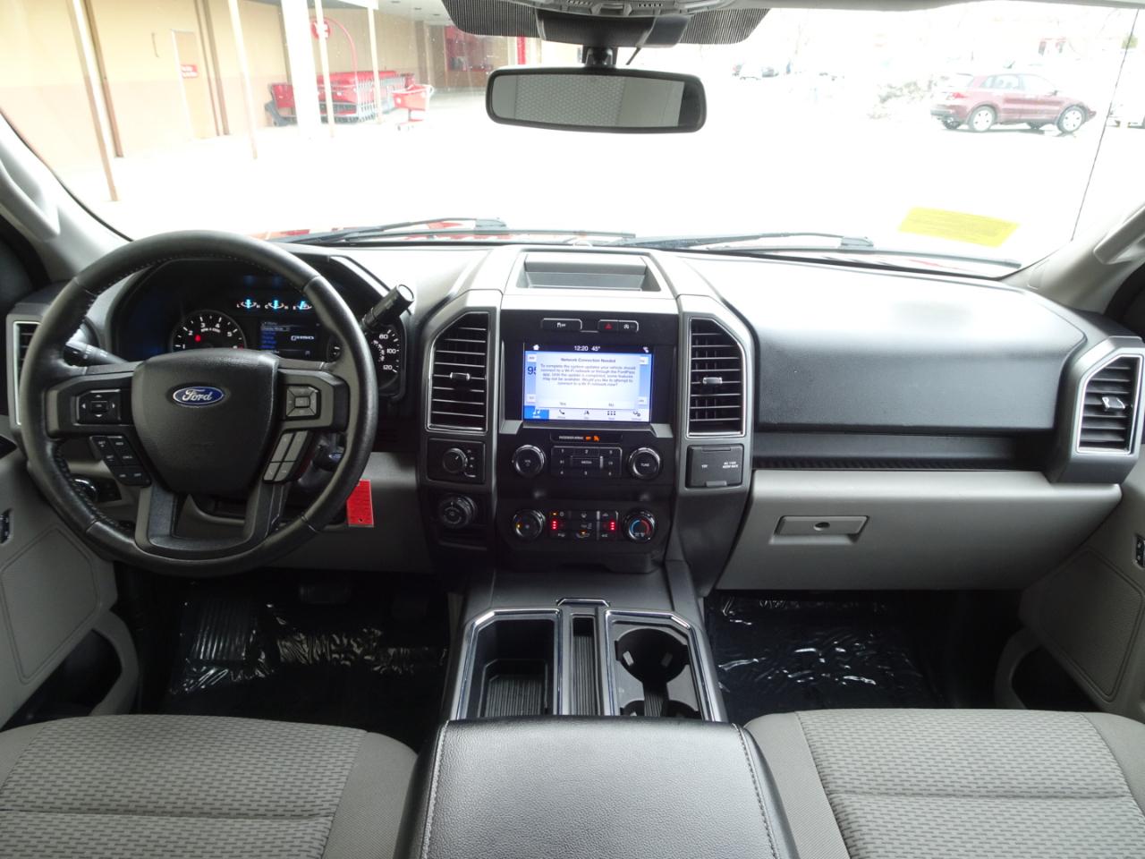 Ford F-150 4WD SuperCrew 139" XLT 2019