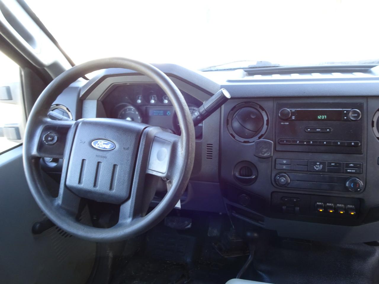 Ford Super Duty F-350 DRW  2014