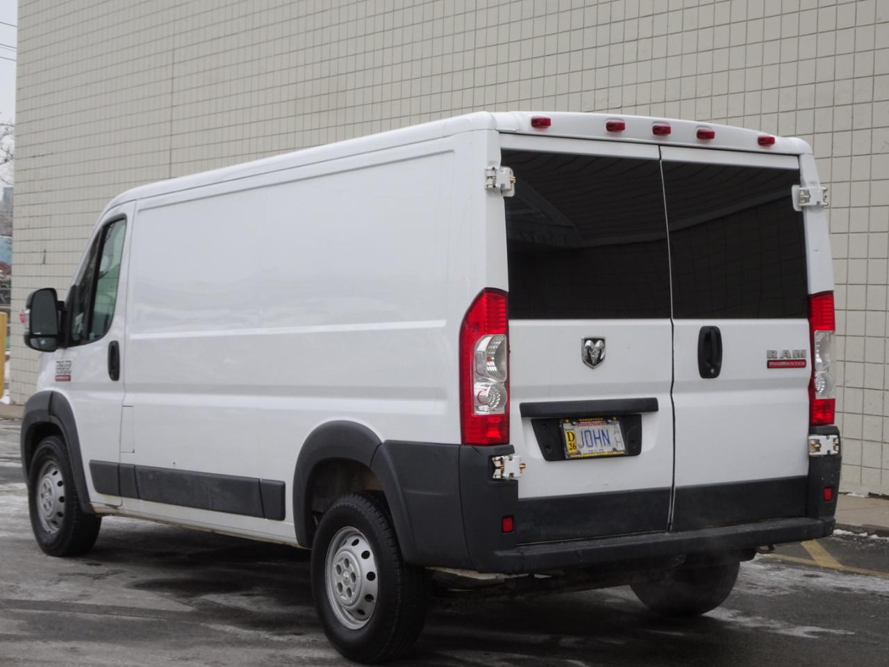 RAM ProMaster Cargo Van 1500 Low Roof 136" WB 2017