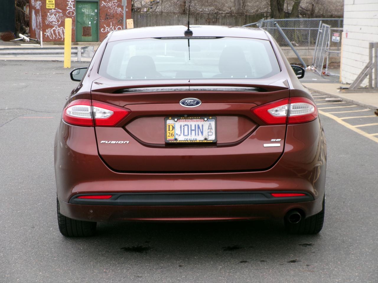 Ford Fusion 4dr Sdn SE FWD 2016