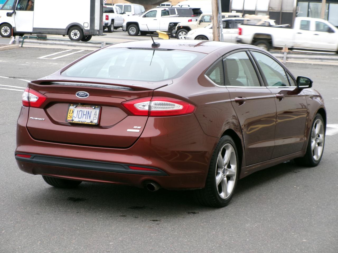 Ford Fusion 4dr Sdn SE FWD 2016