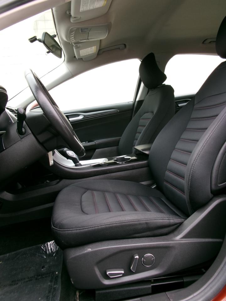 Ford Fusion 4dr Sdn SE FWD 2016