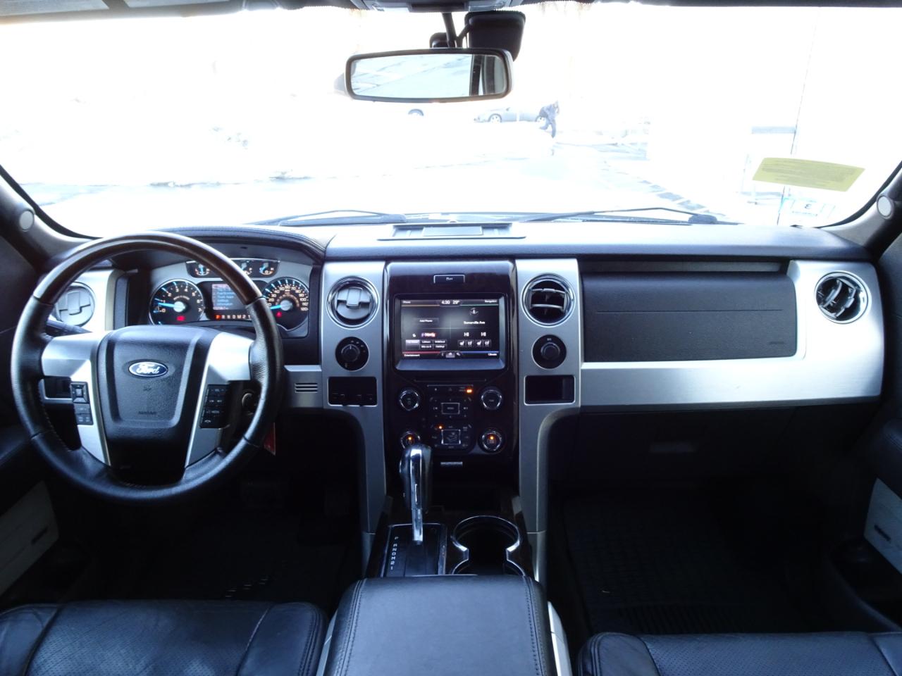 Ford F-150 4WD SuperCrew 145" Platinum 2013