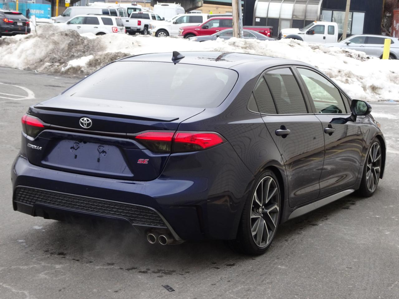 Toyota Corolla SE Manual (Natl) 2020