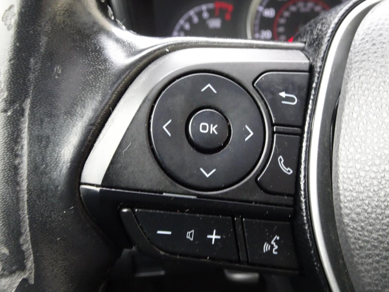 Toyota Corolla SE Manual (Natl) 2020