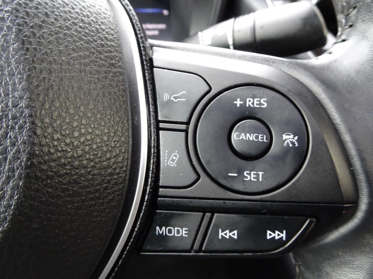 Toyota Corolla SE Manual (Natl) 2020