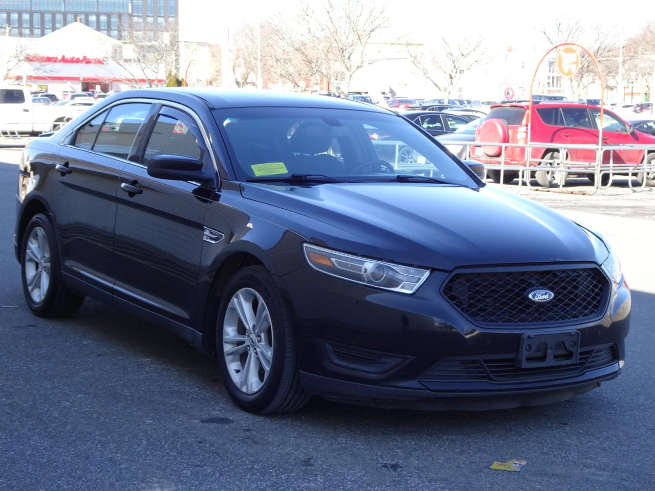 Ford Taurus 4dr Sdn SEL AWD 2016