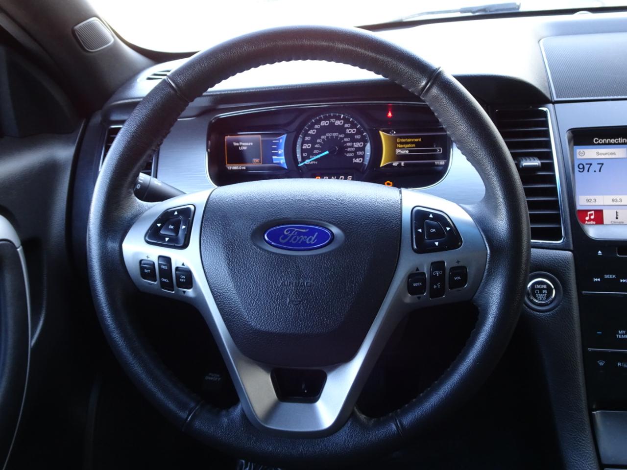 Ford Taurus 4dr Sdn SEL AWD 2016