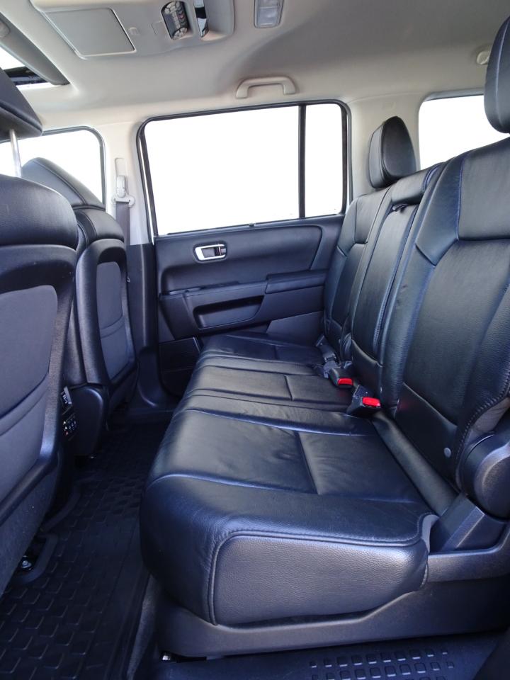 Honda Pilot 4WD 4dr Touring w/RES & Navi 2012