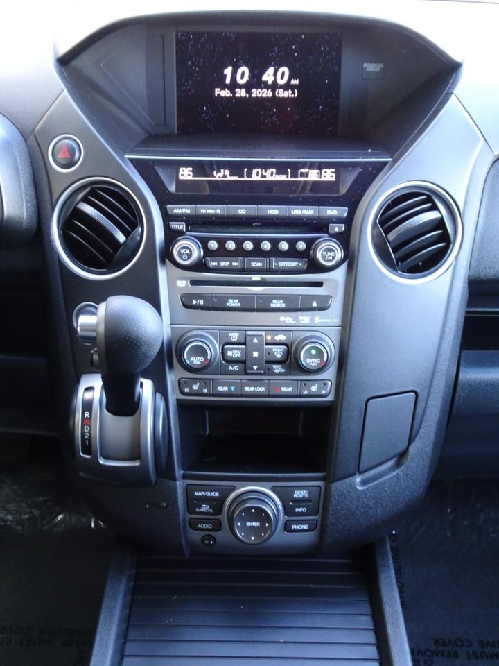 Honda Pilot 4WD 4dr Touring w/RES & Navi 2012