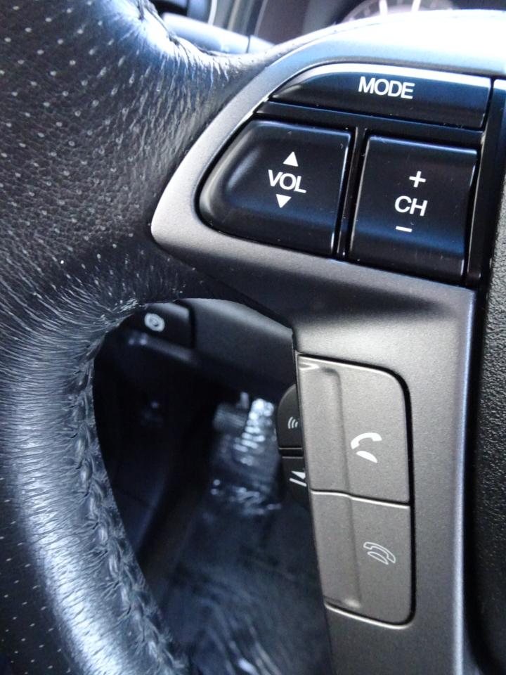 Honda Pilot 4WD 4dr Touring w/RES & Navi 2012