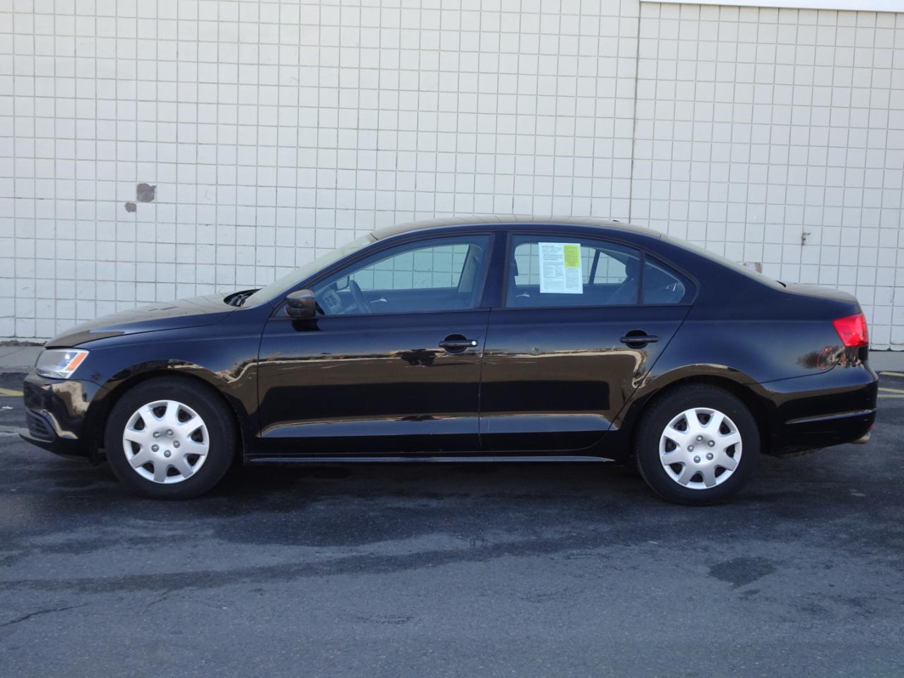 Volkswagen Jetta Sedan 4dr Auto S w/Sunroof 2013