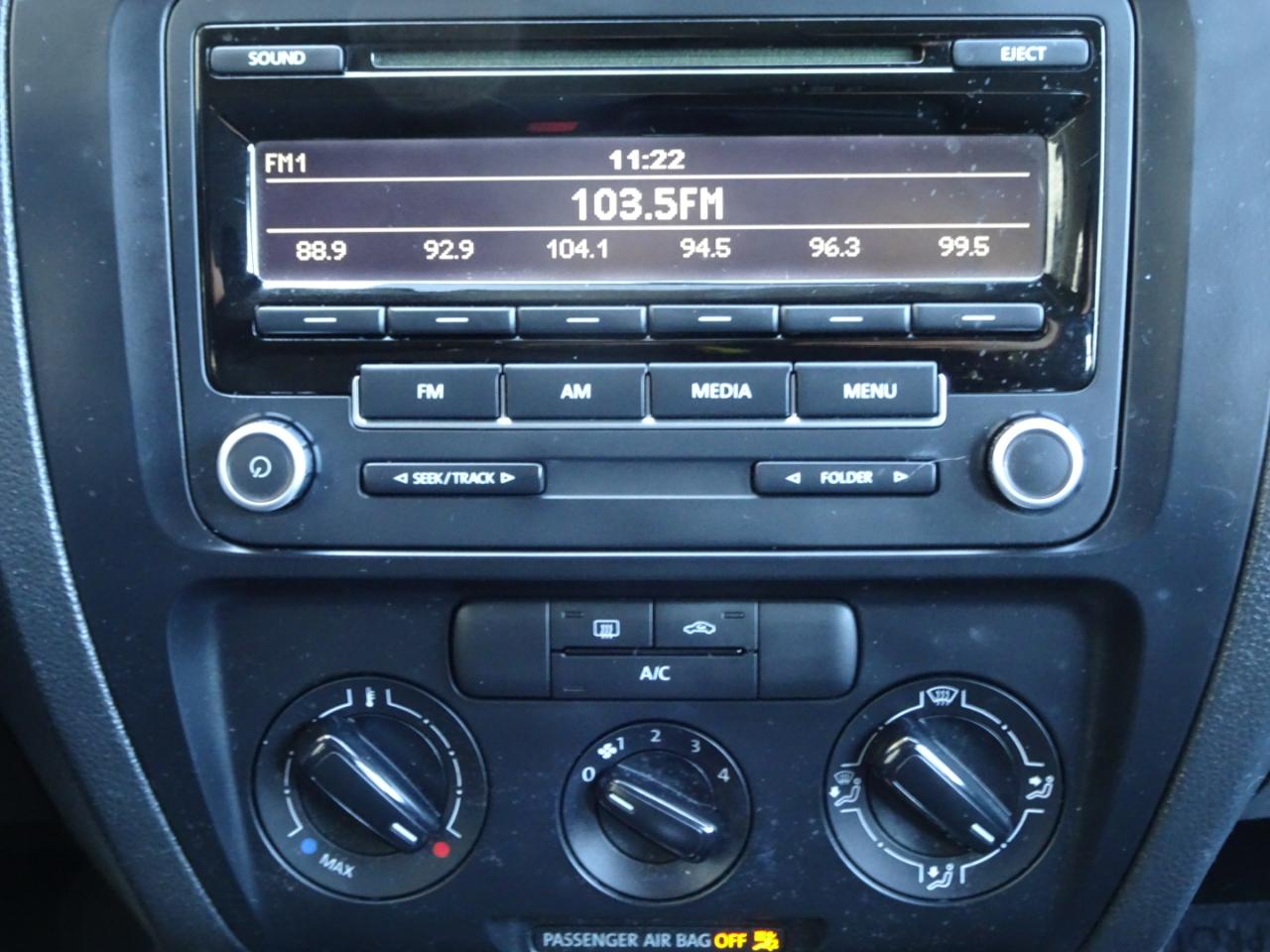 Volkswagen Jetta Sedan 4dr Auto S w/Sunroof 2013