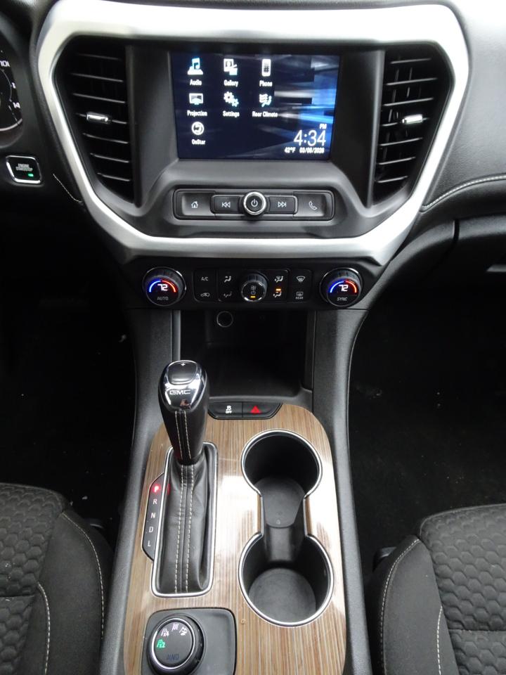 GMC Acadia AWD 4dr SLE w/SLE-1 2019