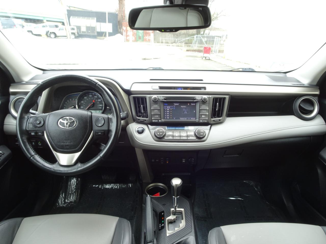 Toyota RAV4 AWD 4dr Limited (Natl) 2015
