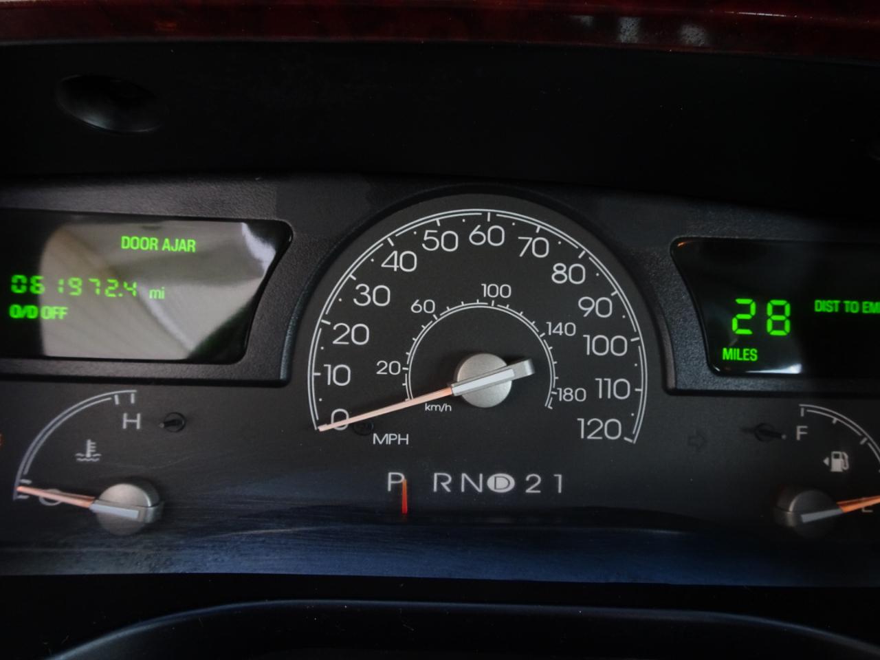 Lincoln Town Car  2004