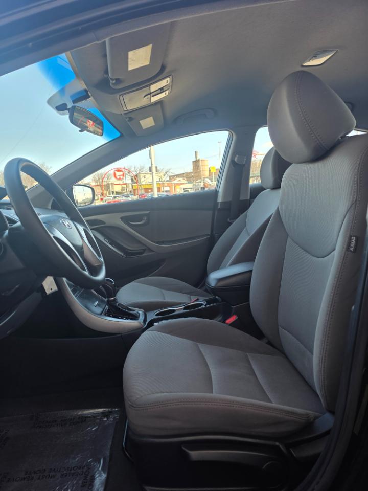 Hyundai Elantra 4dr Sdn Auto SE (Alabama Plant) 2014