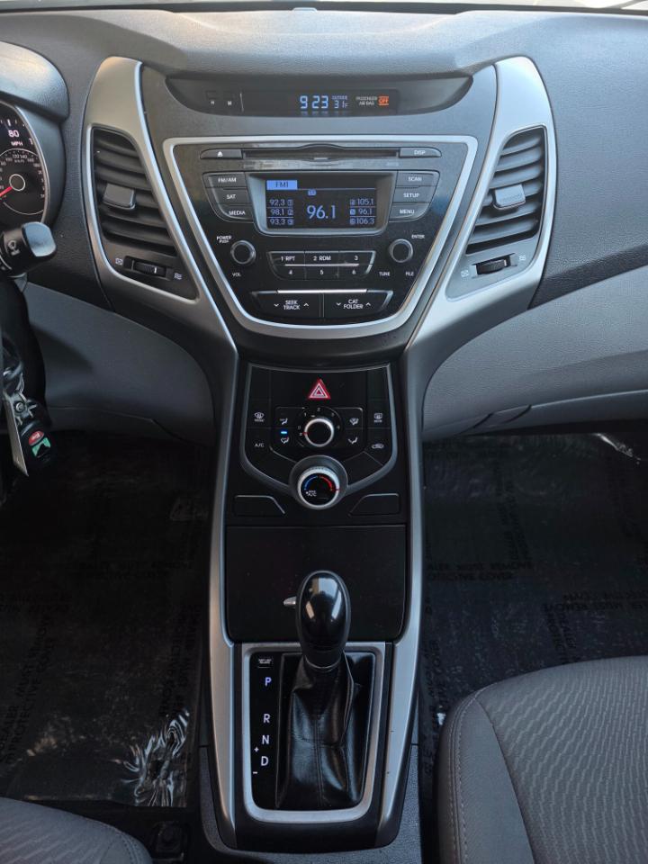 Hyundai Elantra 4dr Sdn Auto SE (Alabama Plant) 2014
