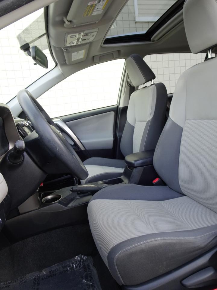 Toyota RAV4 AWD 4dr XLE (Natl) 2014