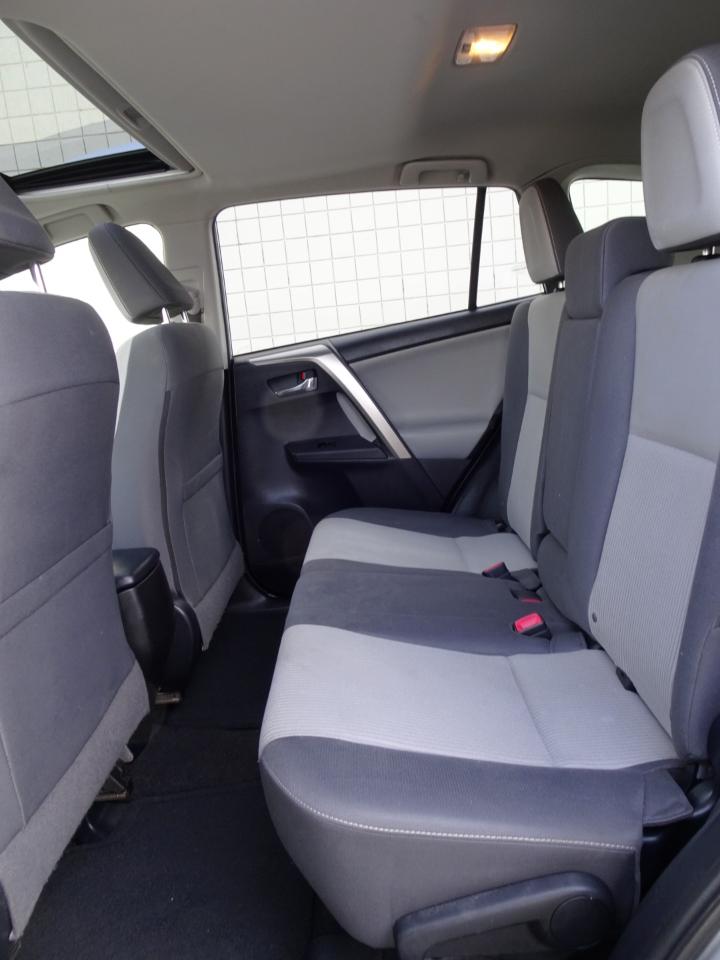 Toyota RAV4 AWD 4dr XLE (Natl) 2014