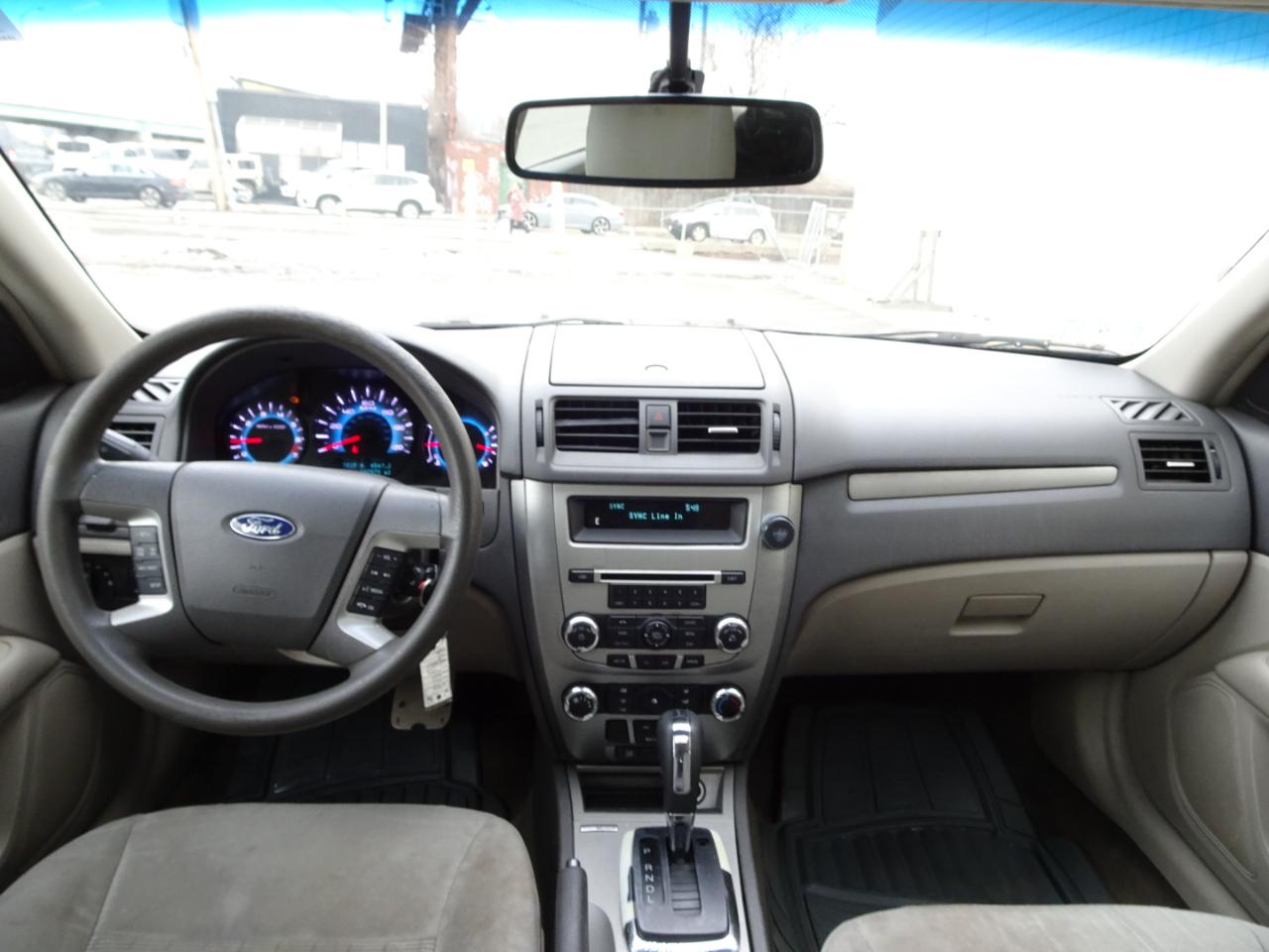 Ford Fusion 4dr Sdn SE FWD 2012