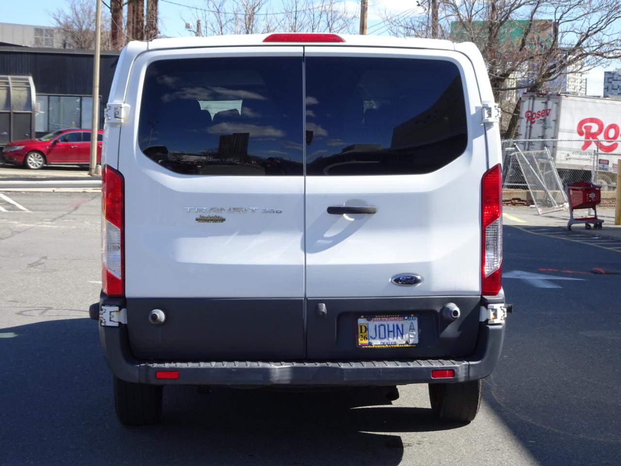 Ford Transit Wagon T-350 148" Low Roof XLT Swing-Out RH Dr 2016