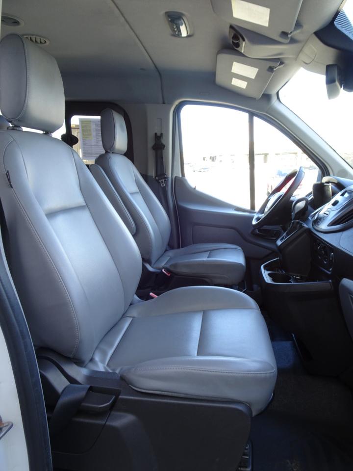 Ford Transit Wagon T-350 148" Low Roof XLT Swing-Out RH Dr 2016