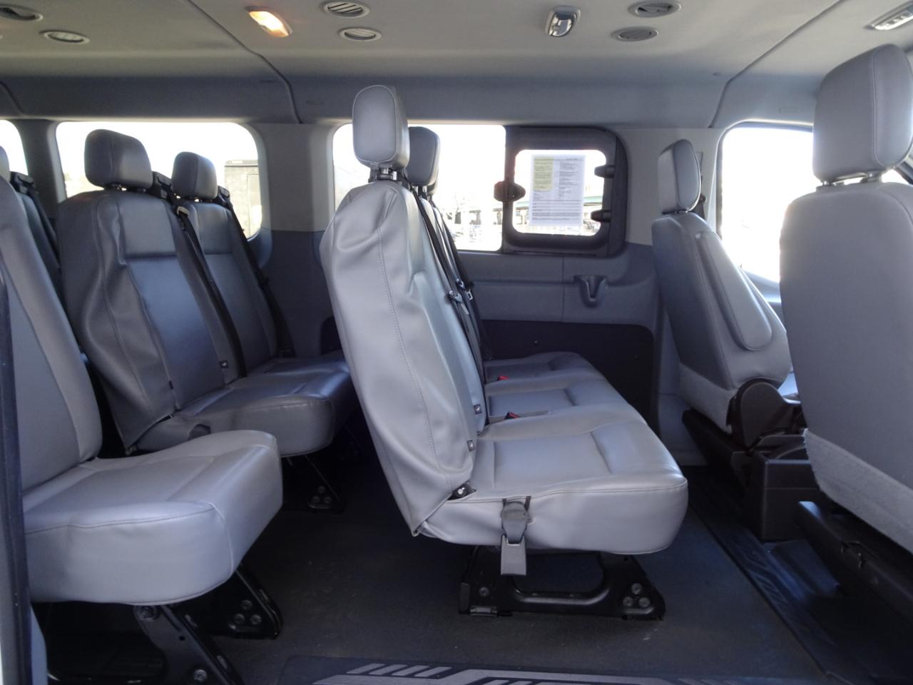 Ford Transit Wagon T-350 148" Low Roof XLT Swing-Out RH Dr 2016