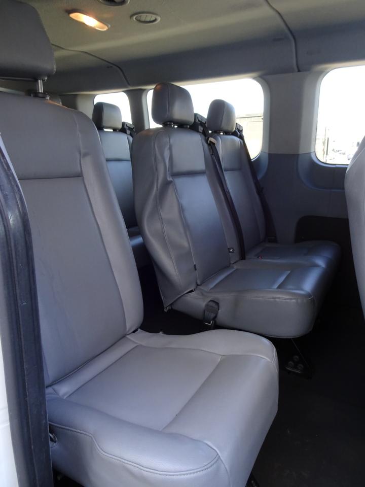 Ford Transit Wagon T-350 148" Low Roof XLT Swing-Out RH Dr 2016