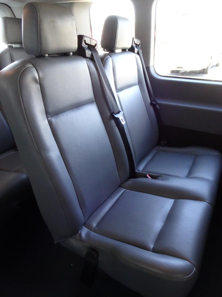 Ford Transit Wagon T-350 148" Low Roof XLT Swing-Out RH Dr 2016