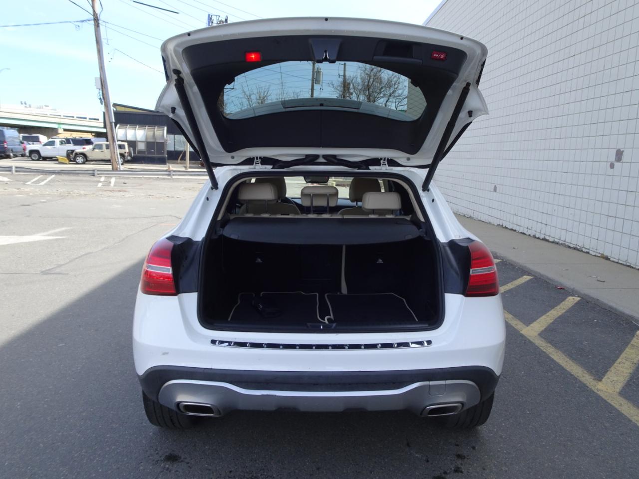 Mercedes-Benz GLA GLA 250 4MATIC SUV 2019