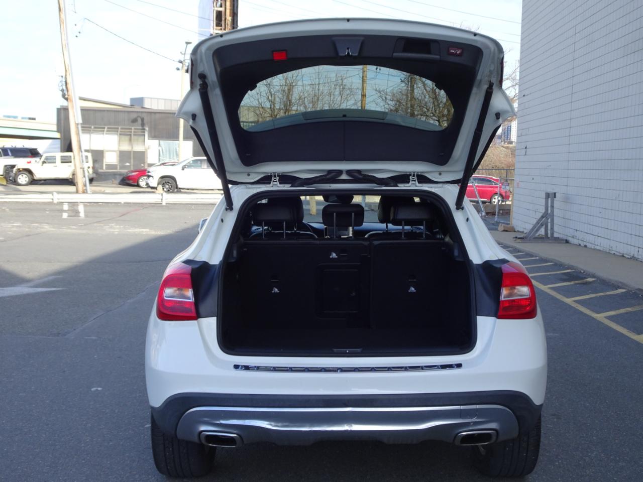 Mercedes-Benz GLA GLA 250 4MATIC SUV 2017