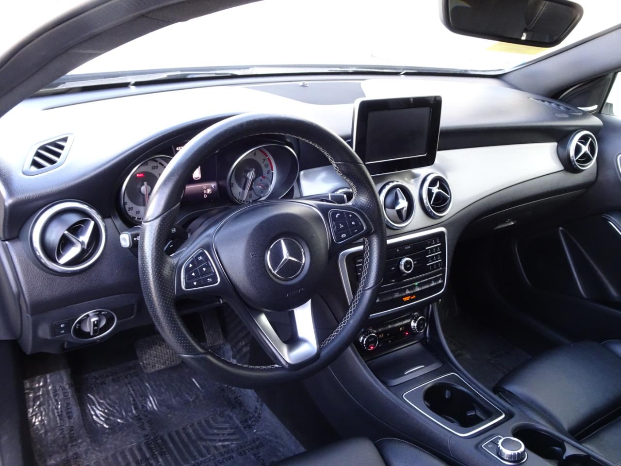 Mercedes-Benz GLA GLA 250 4MATIC SUV 2017