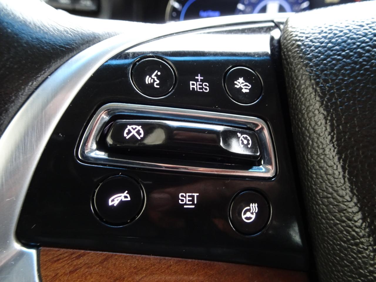 Cadillac Escalade 4WD 4dr Luxury 2017