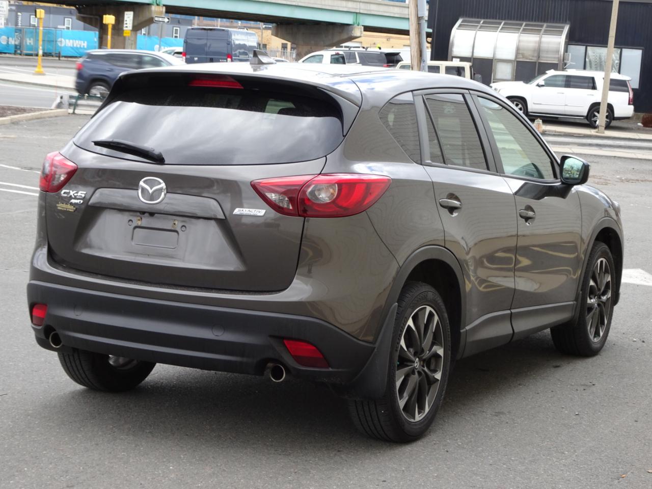 Cadillac Escalade 4WD 4dr Luxury 2017