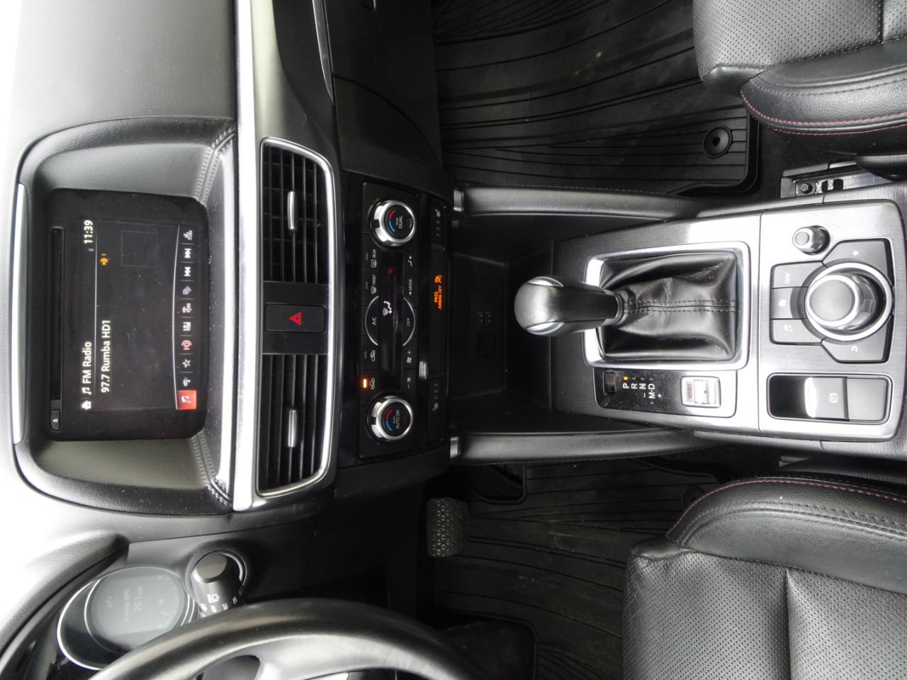 Cadillac Escalade 4WD 4dr Luxury 2017